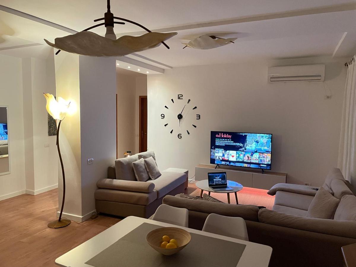 Proper Apartment 1 Tirana Exterior photo