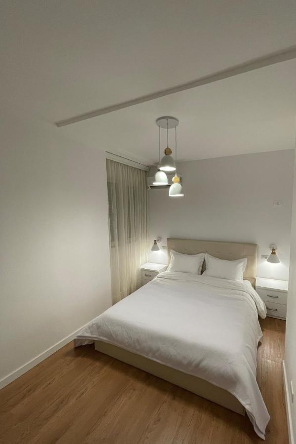 Proper Apartment 1 Tirana Exterior photo